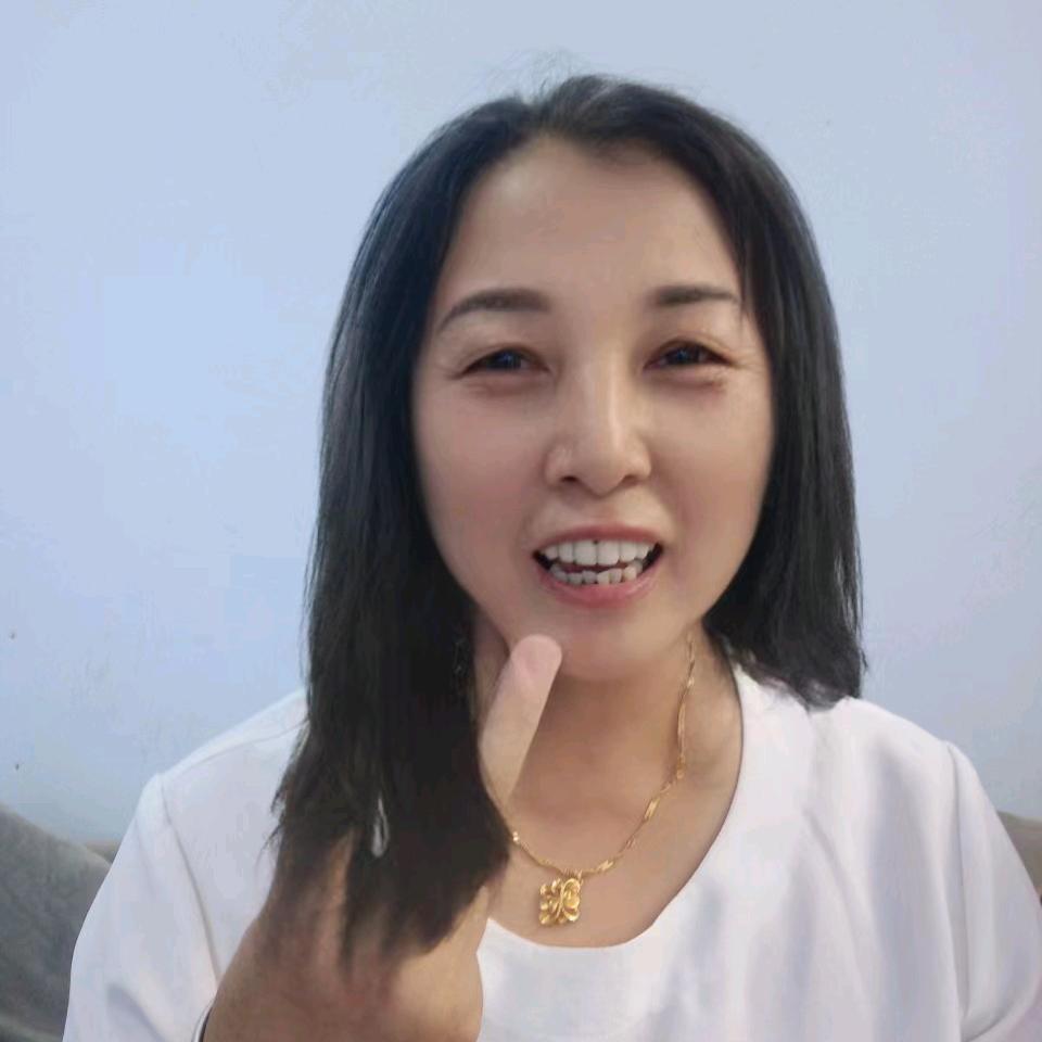 黄雅思