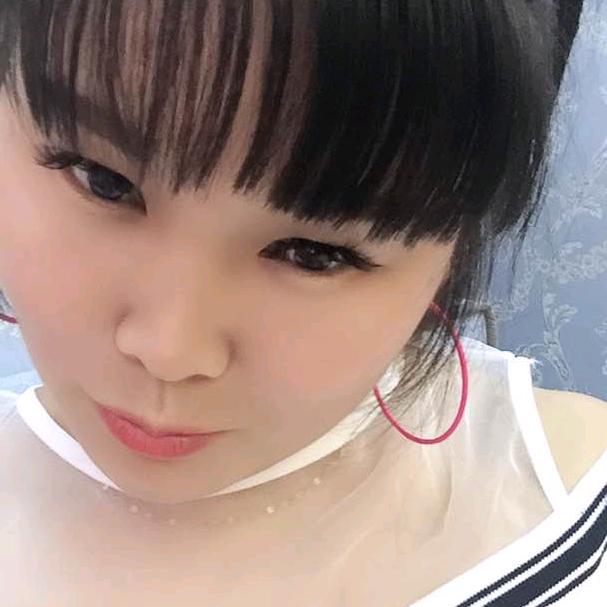 梅🌹寒月冰雪冷