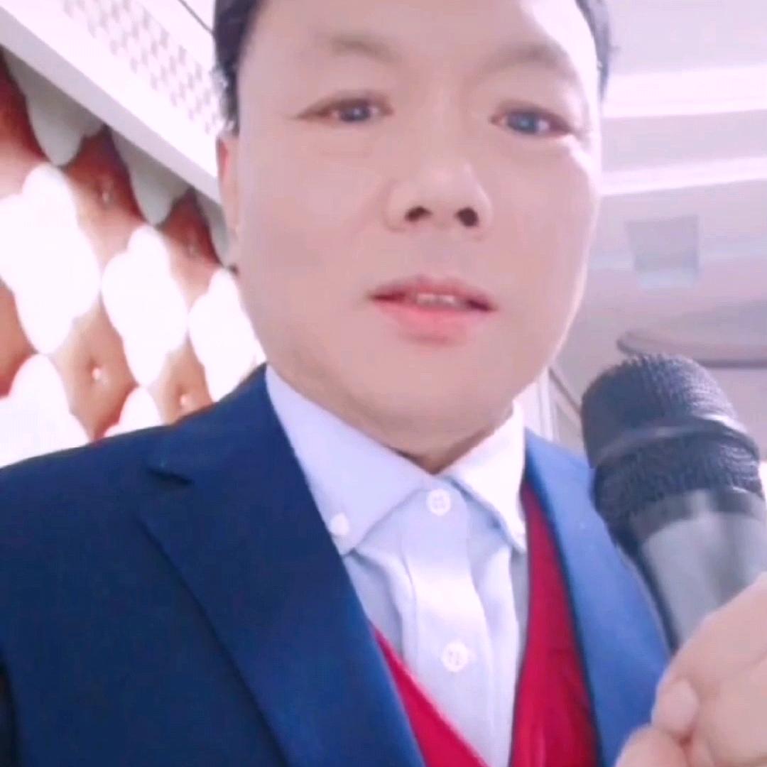磊磊