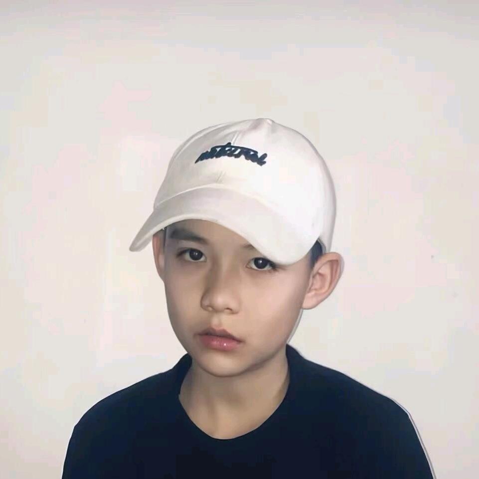 小新/