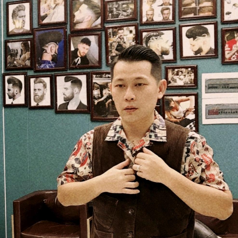 湛江古门男发馆（修面教学）
