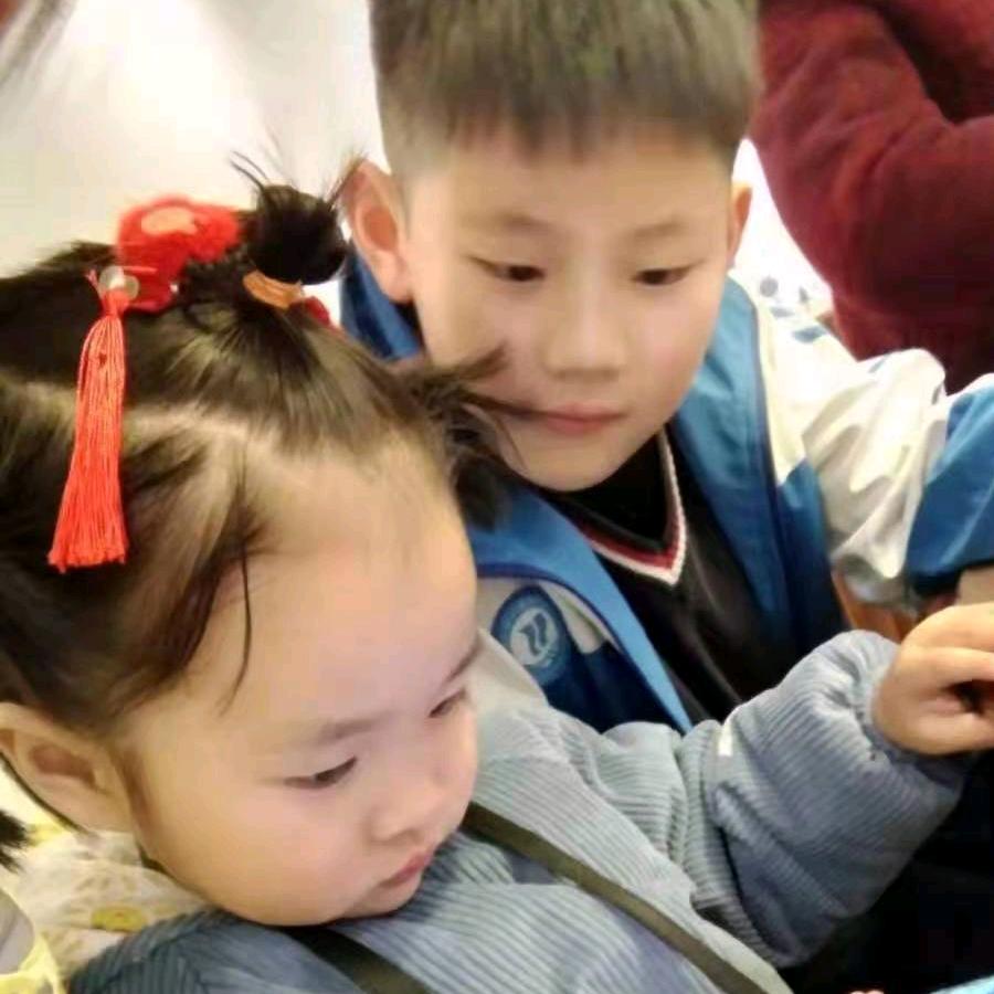 尹李华