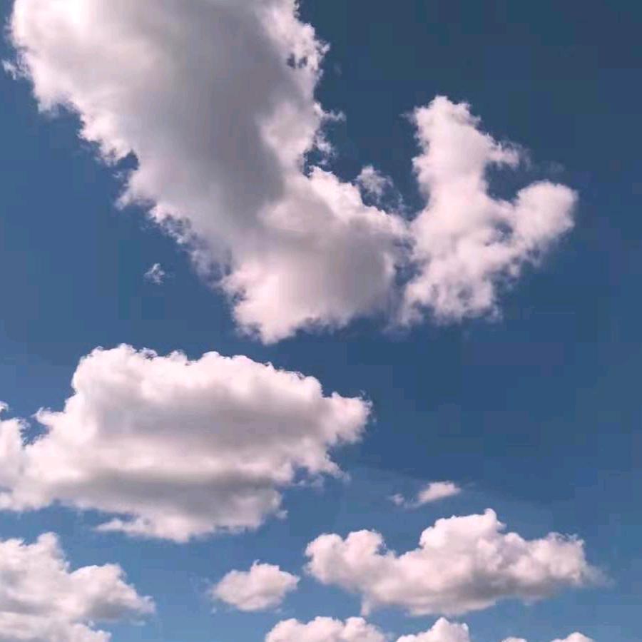 蓝天白云