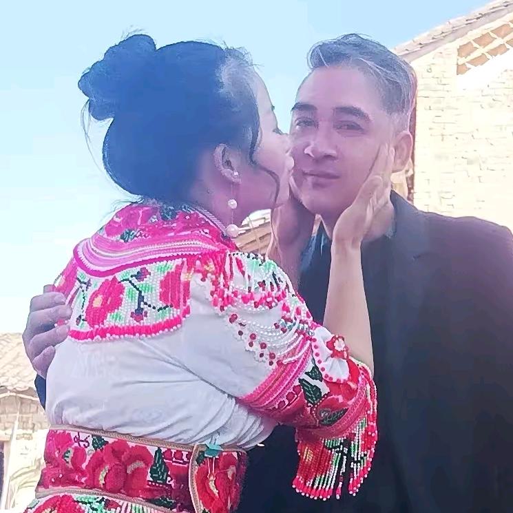 邵建，么么哒，