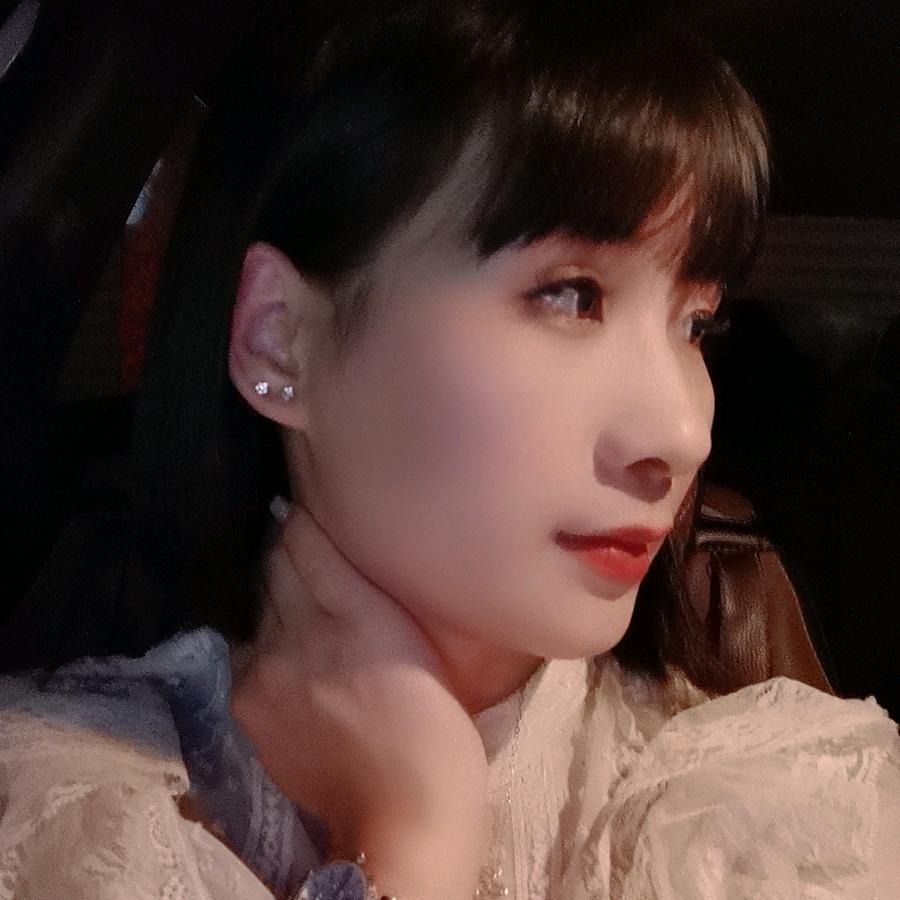 是高小姐呀💋