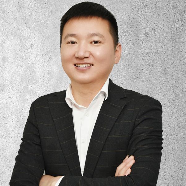于飞成