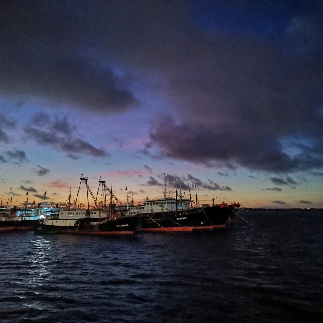 小何海鲜