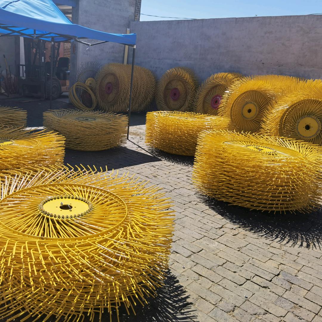 铭航搂草机配件厂一郭少峰