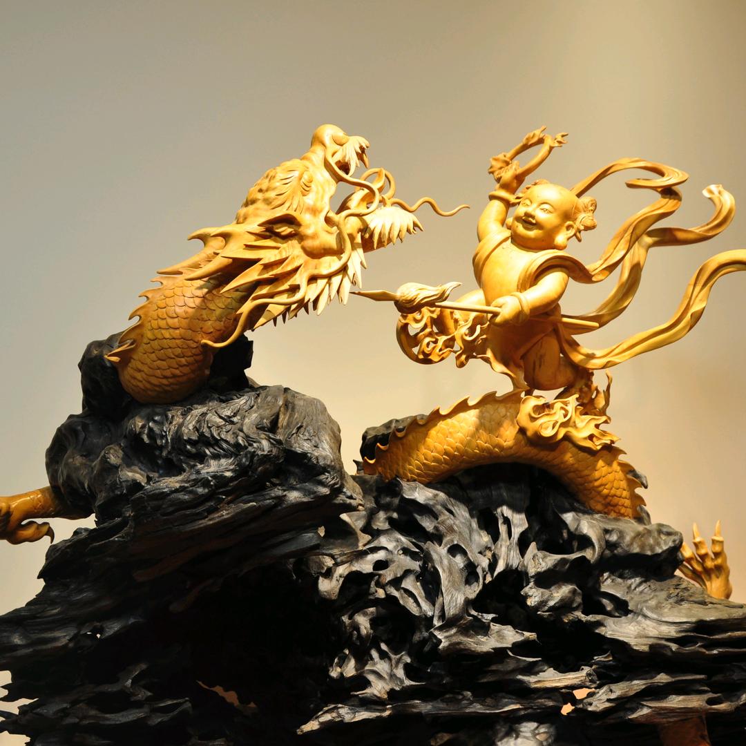 亚丰木雕
