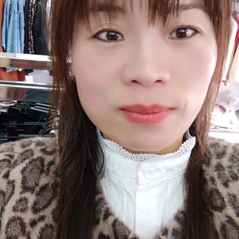 观音寺商场街中段天姿服饰