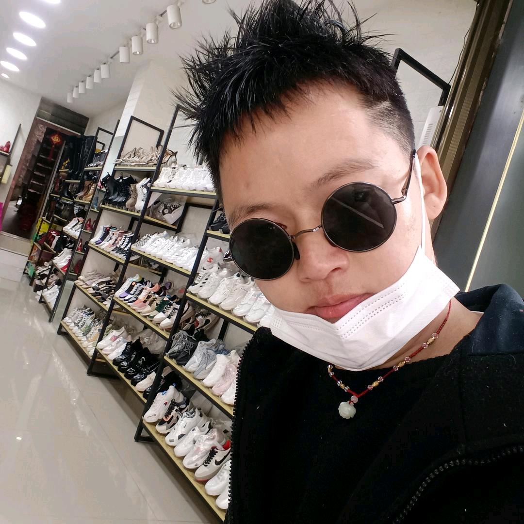 请叫我电瓶哥