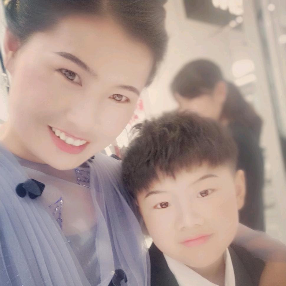 莫生气QQ