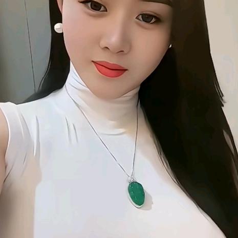爱吃的萱（别偷看我置顶）