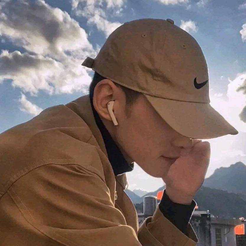 („ಡωಡ„)栓Q