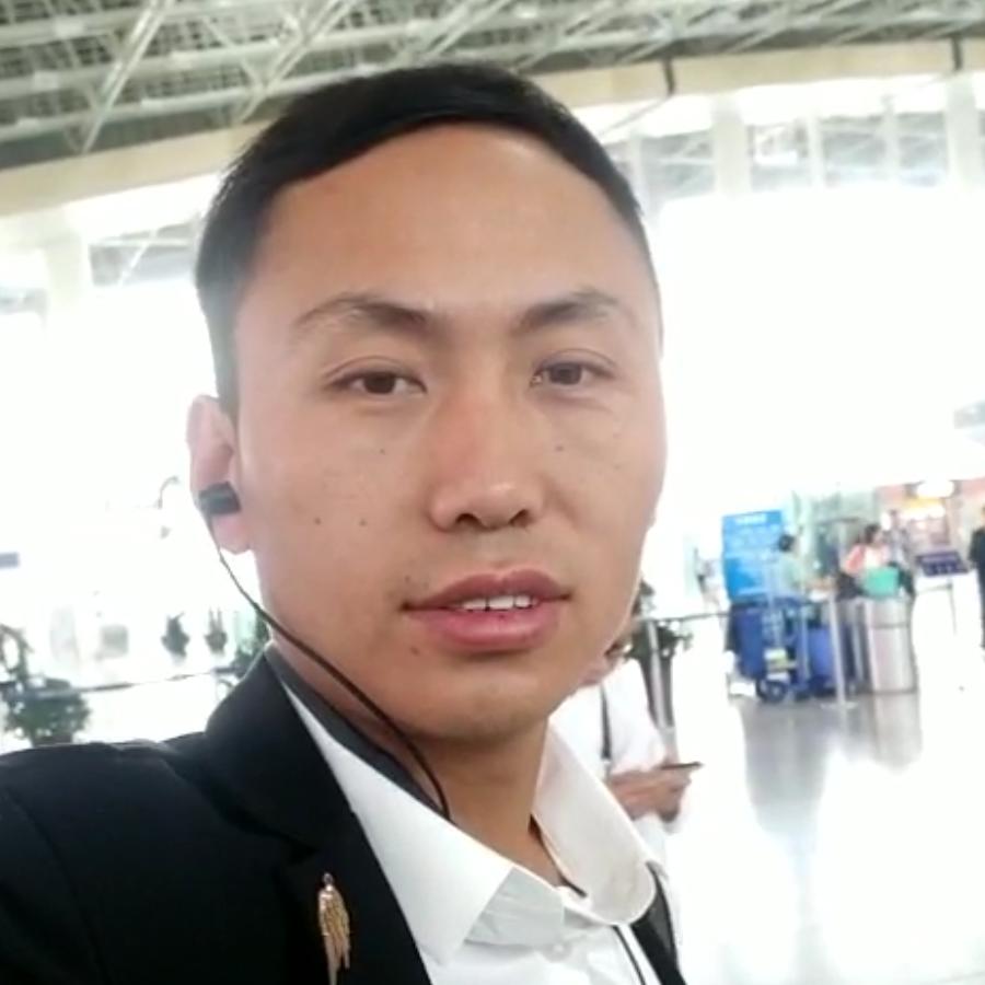 情添异彩