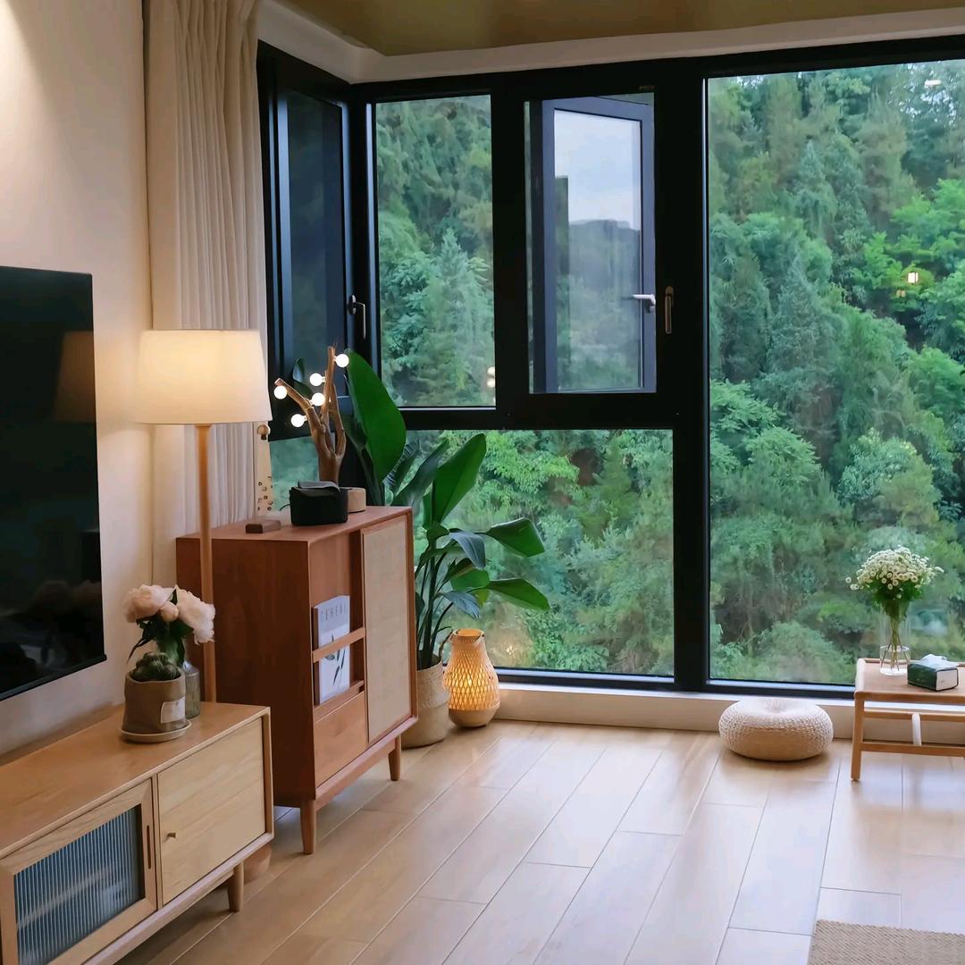 余哥装饰