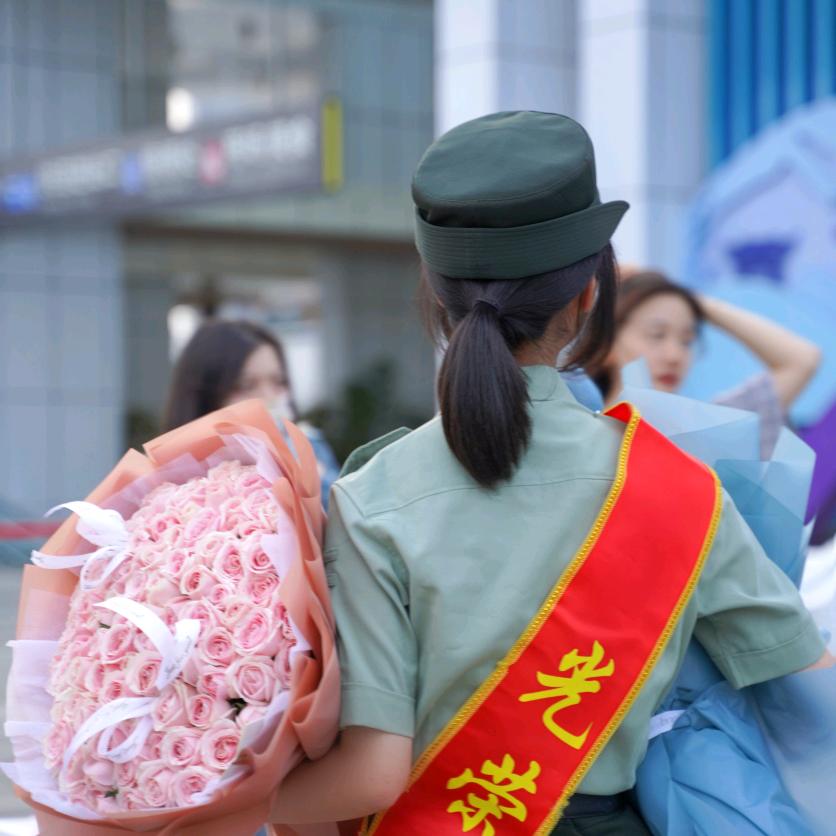 不倒雯