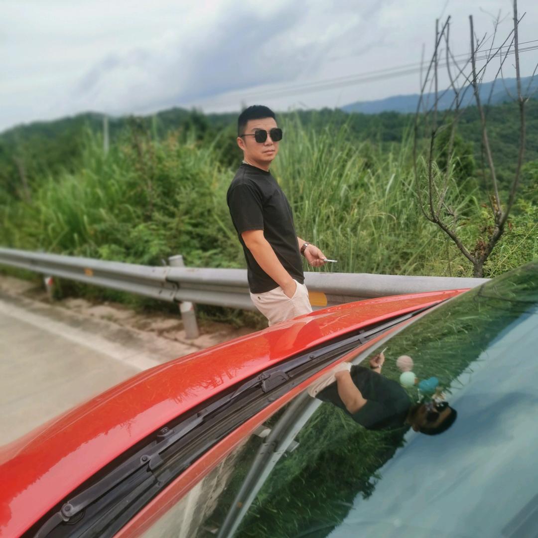 钟学辉永宏二手车