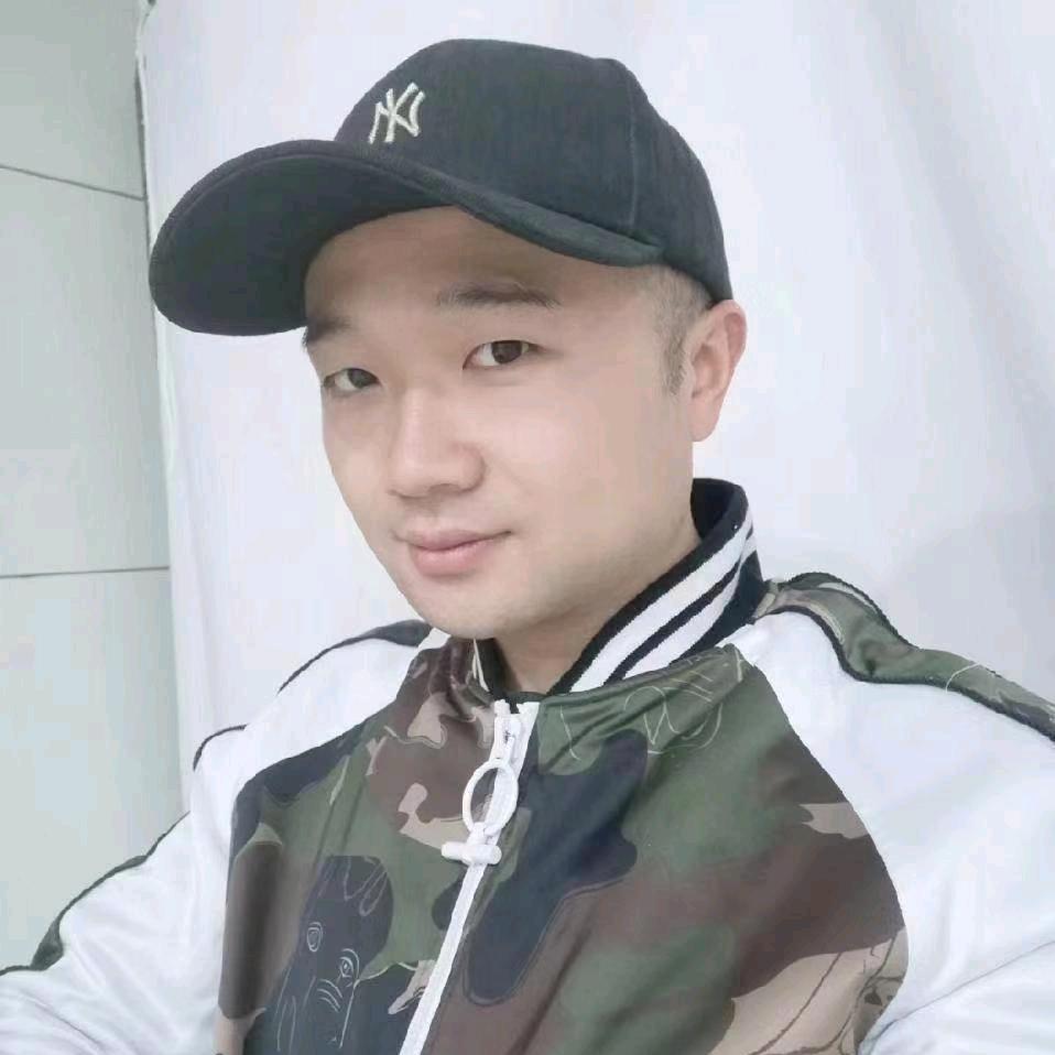 刘书明逛博物馆