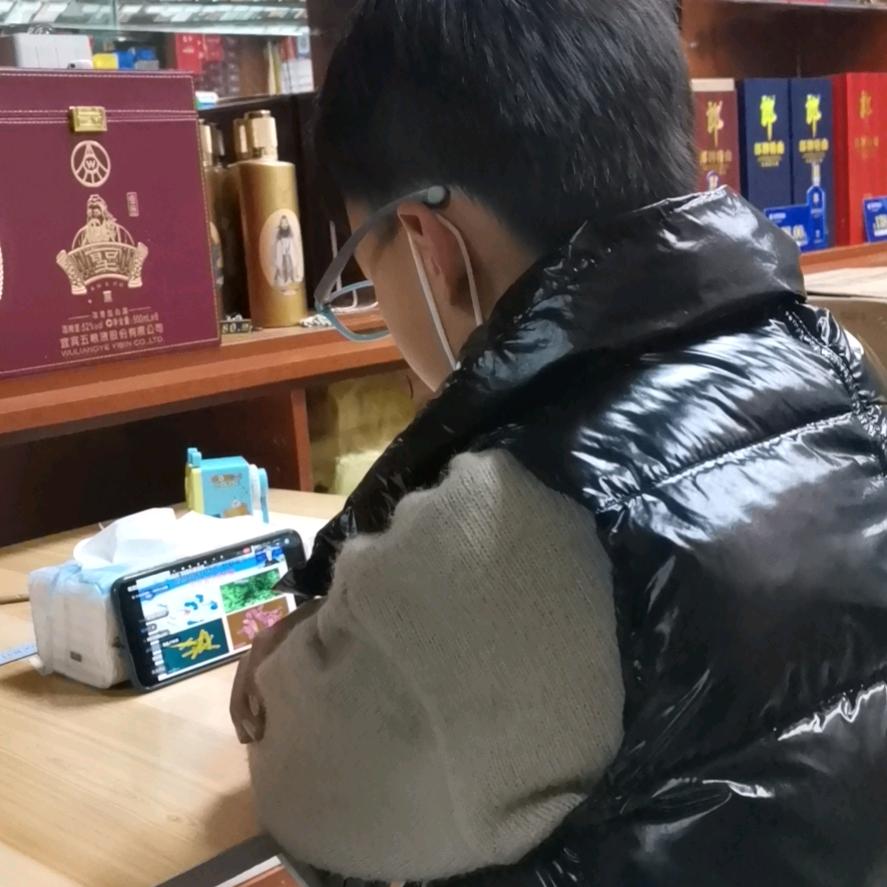 金权手撕麻椒鸡 收学徒