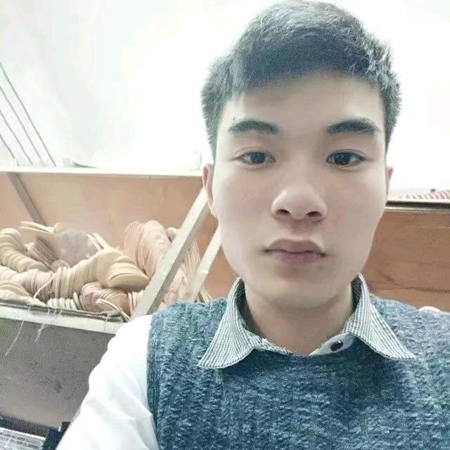 余&少