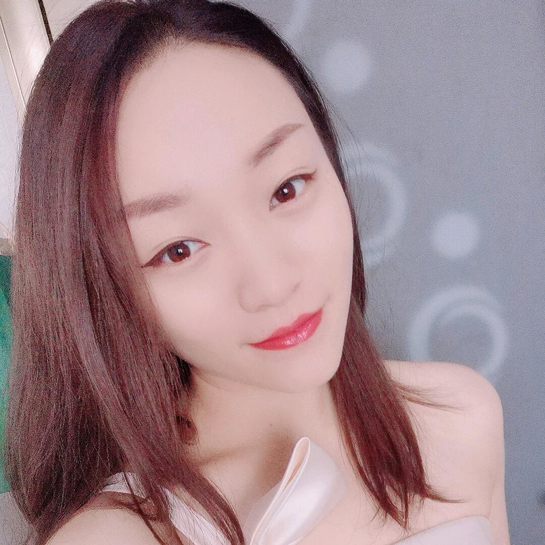 轮滑叶子