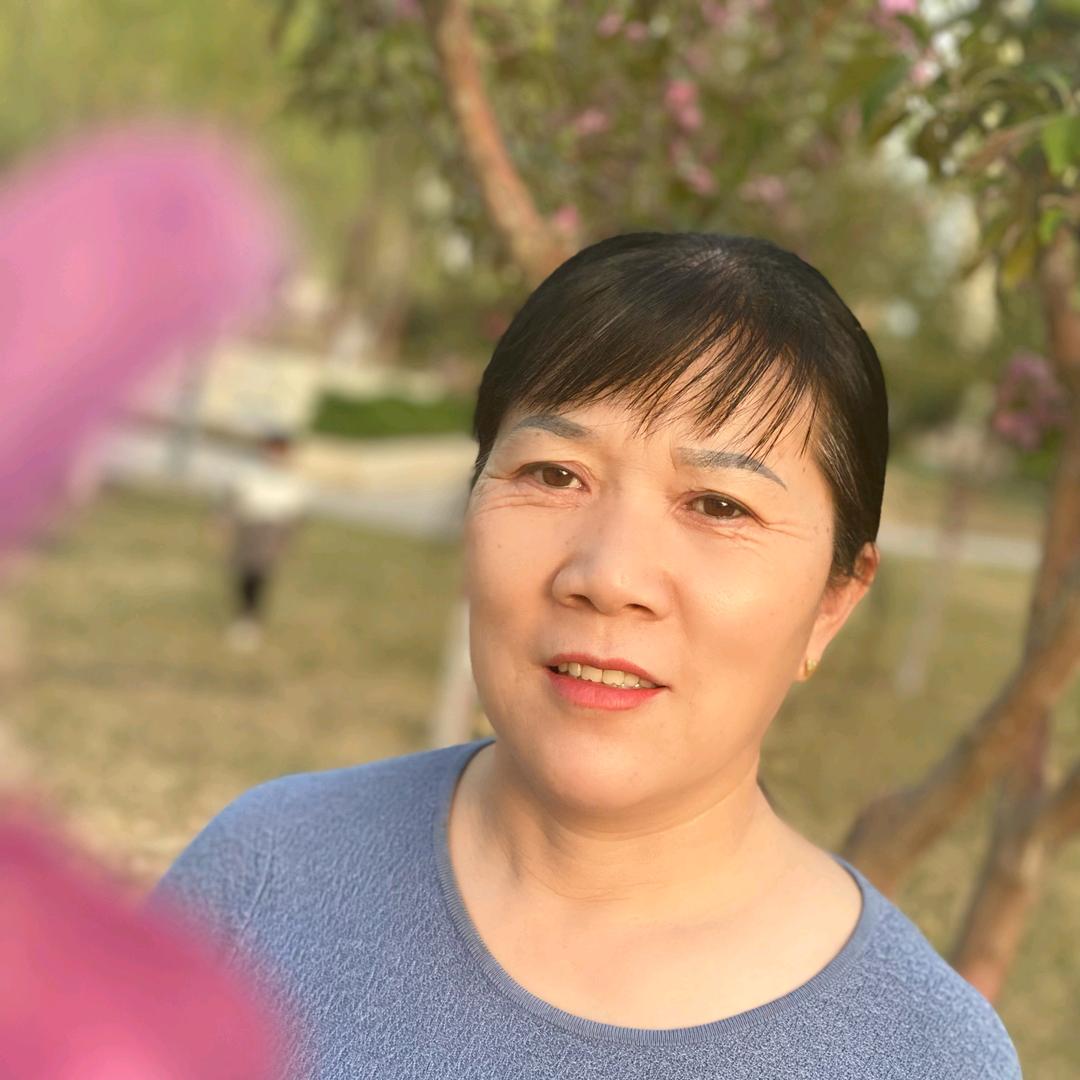 库尔勒凤儿鸡撕兔餐厅