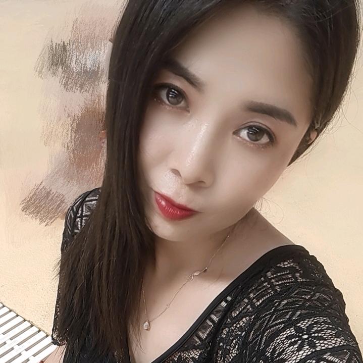 璐璐🌺励志前行