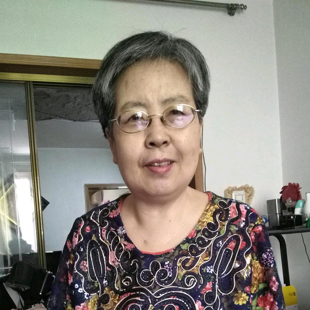 罗美珍