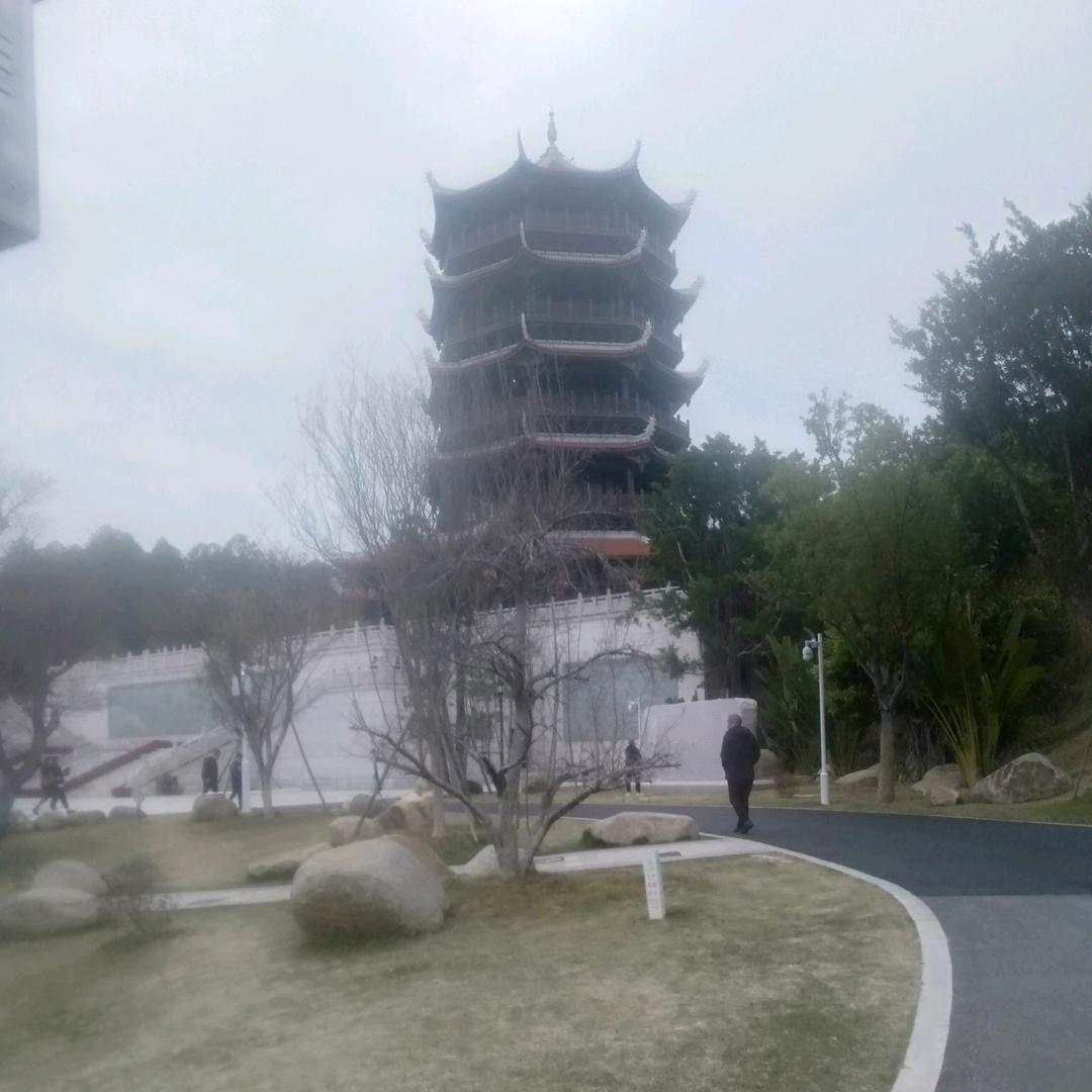 过平凡生活，走平凡的路