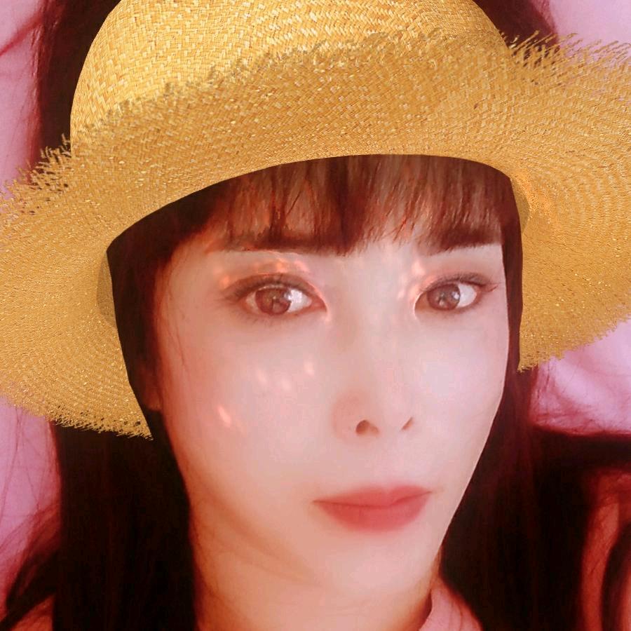 🎀英子🎀