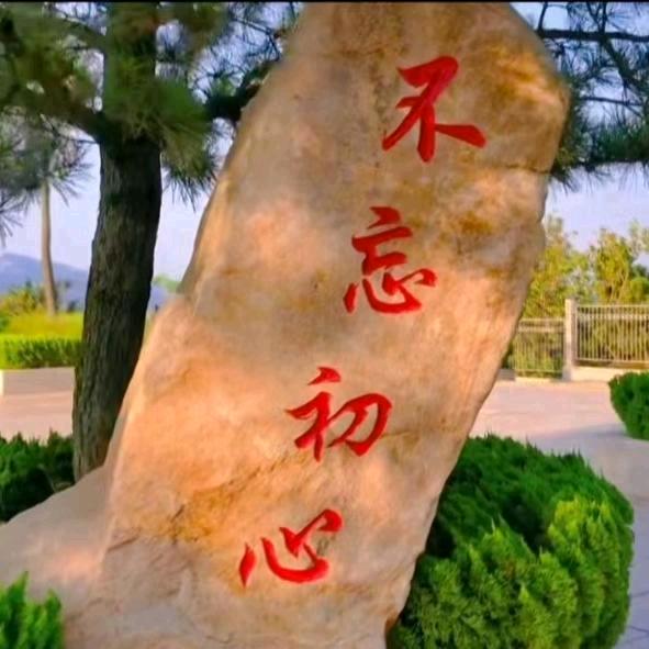 落霞与孤骛齐飞