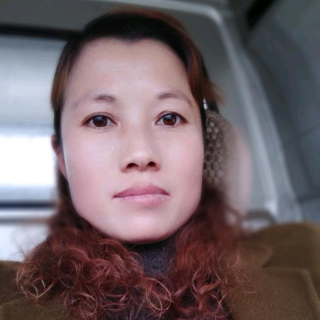 杜英