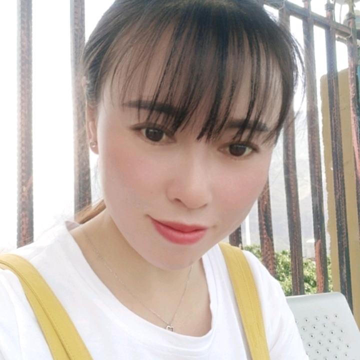 素颜！研诗护肤品，