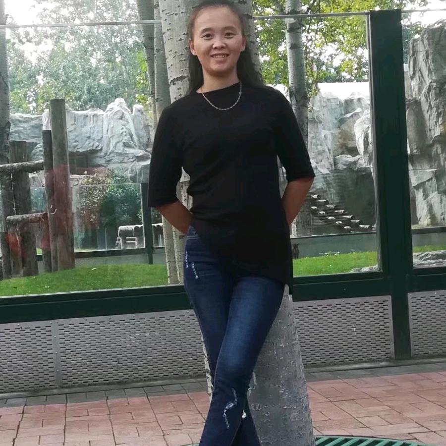 在郑州做展示柜的秀姐