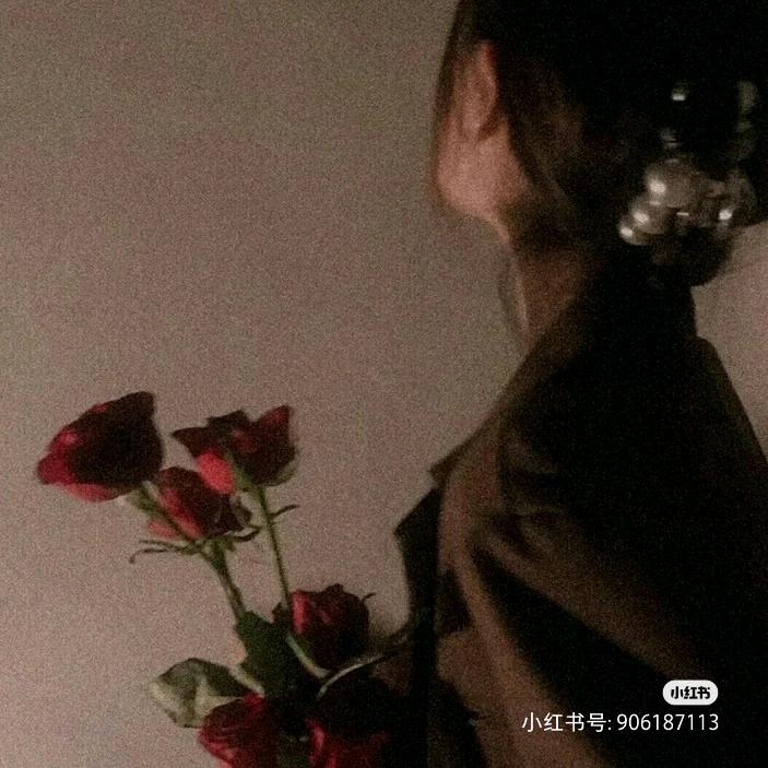 草莓味的小呆毛