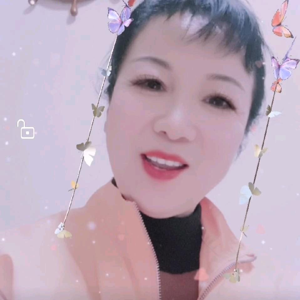 天高云淡