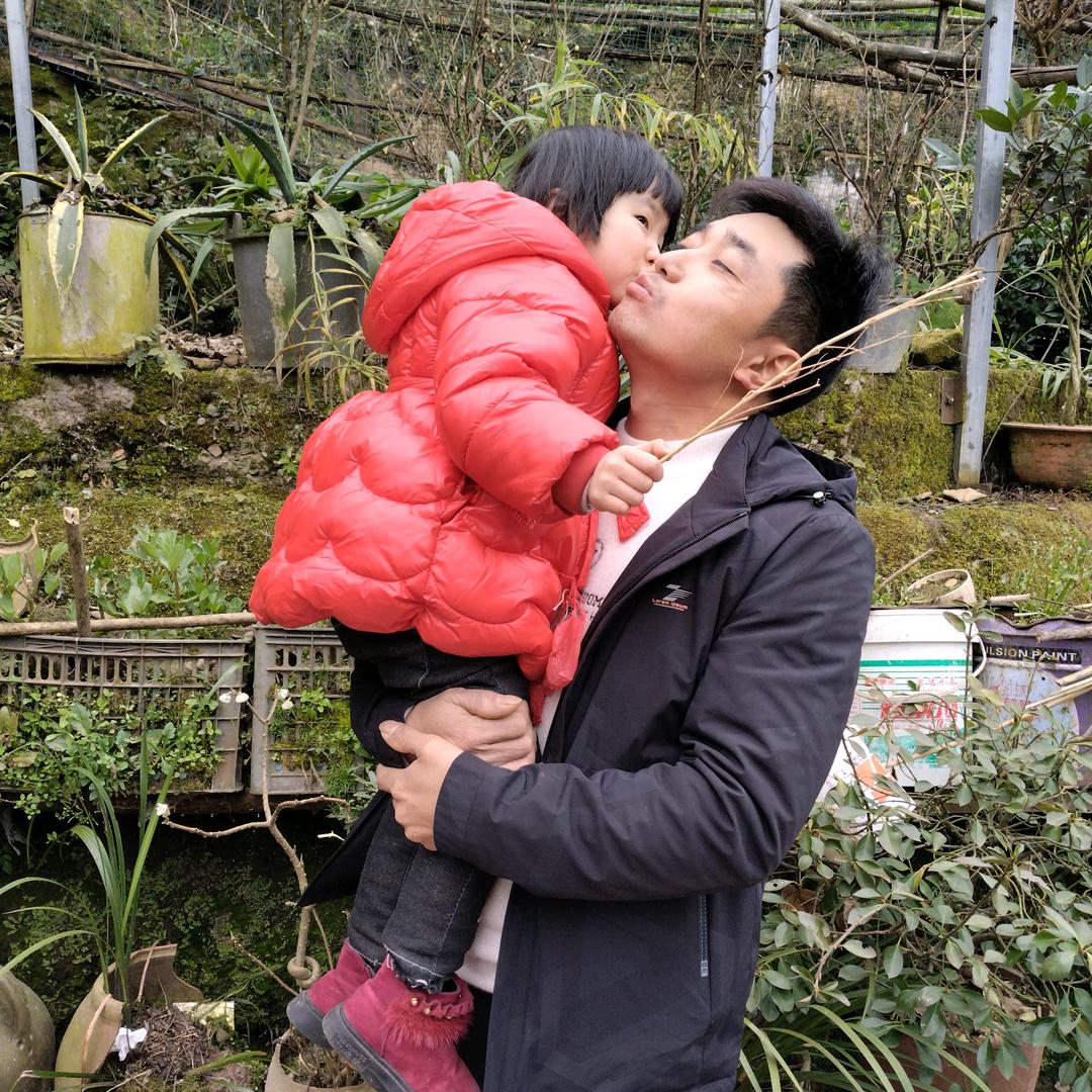 光芒万张