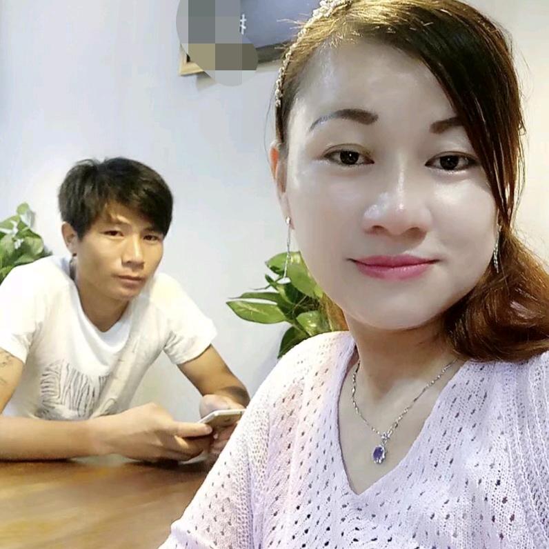 贴砖夫妻