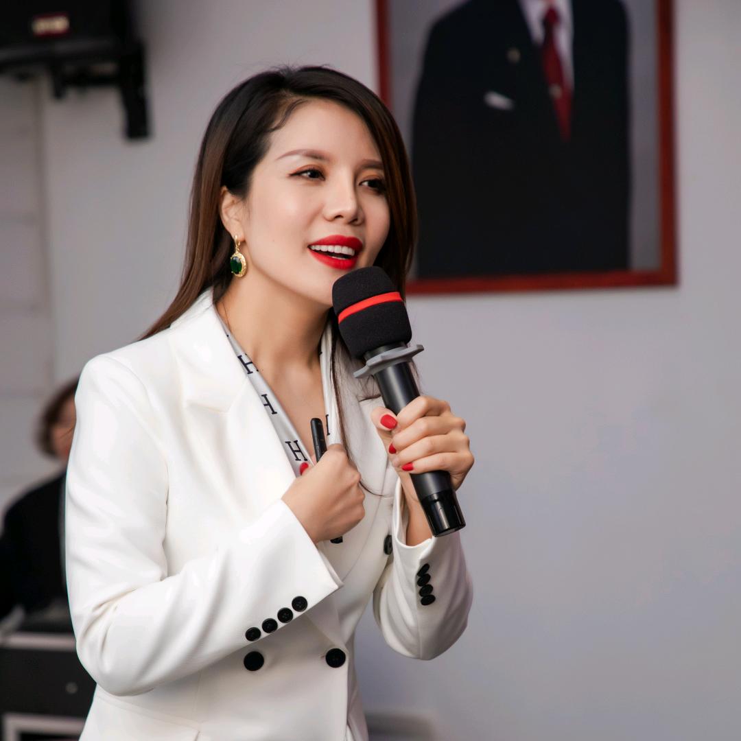 魏萍教演讲