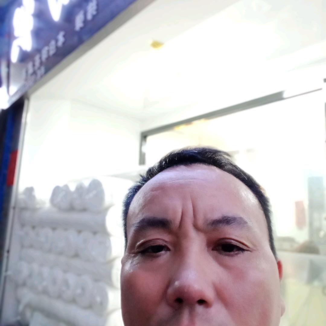 。。。。开心快乐