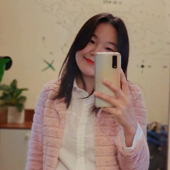 红鲤绕藤蔓