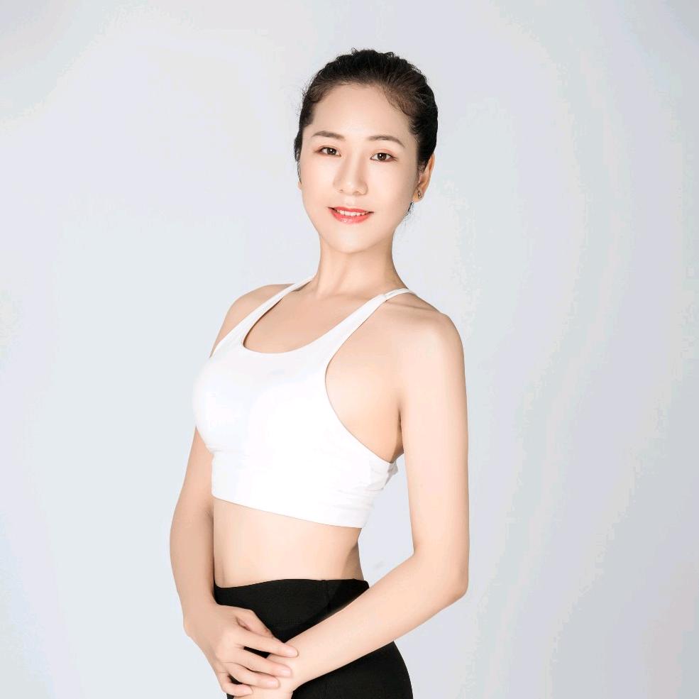 瑜伽老师林林