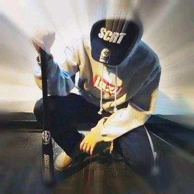 吹着海风的咸鱼