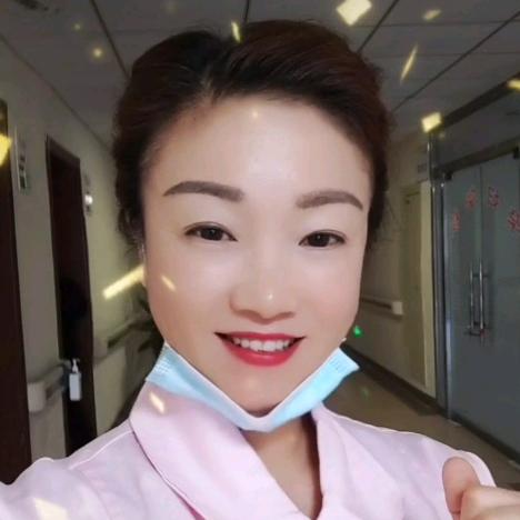月嫂母婴指导师肖姐