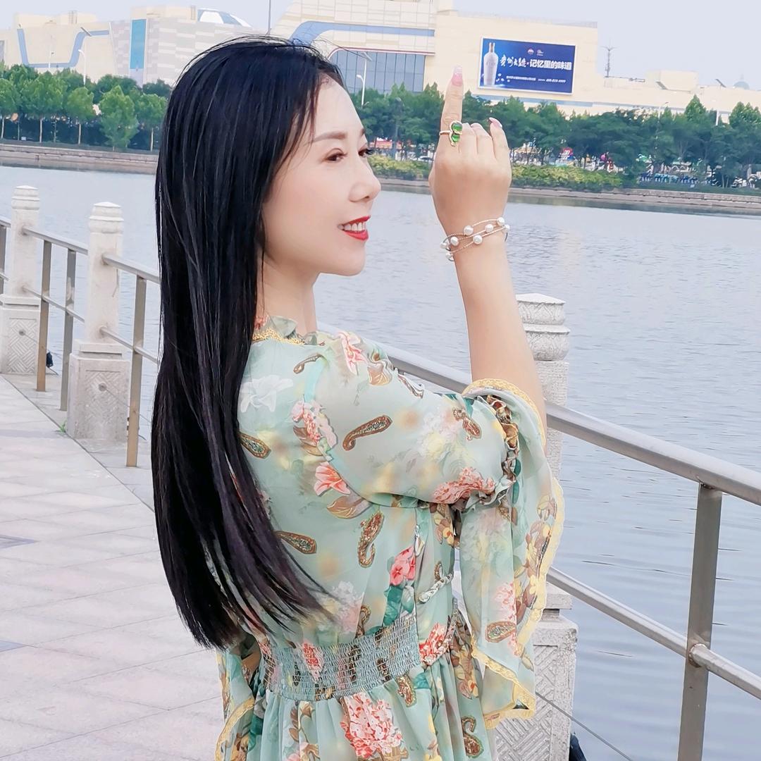 @华美