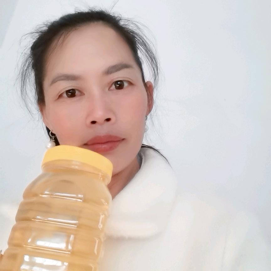 晏单秀（专业养蜜蜂）