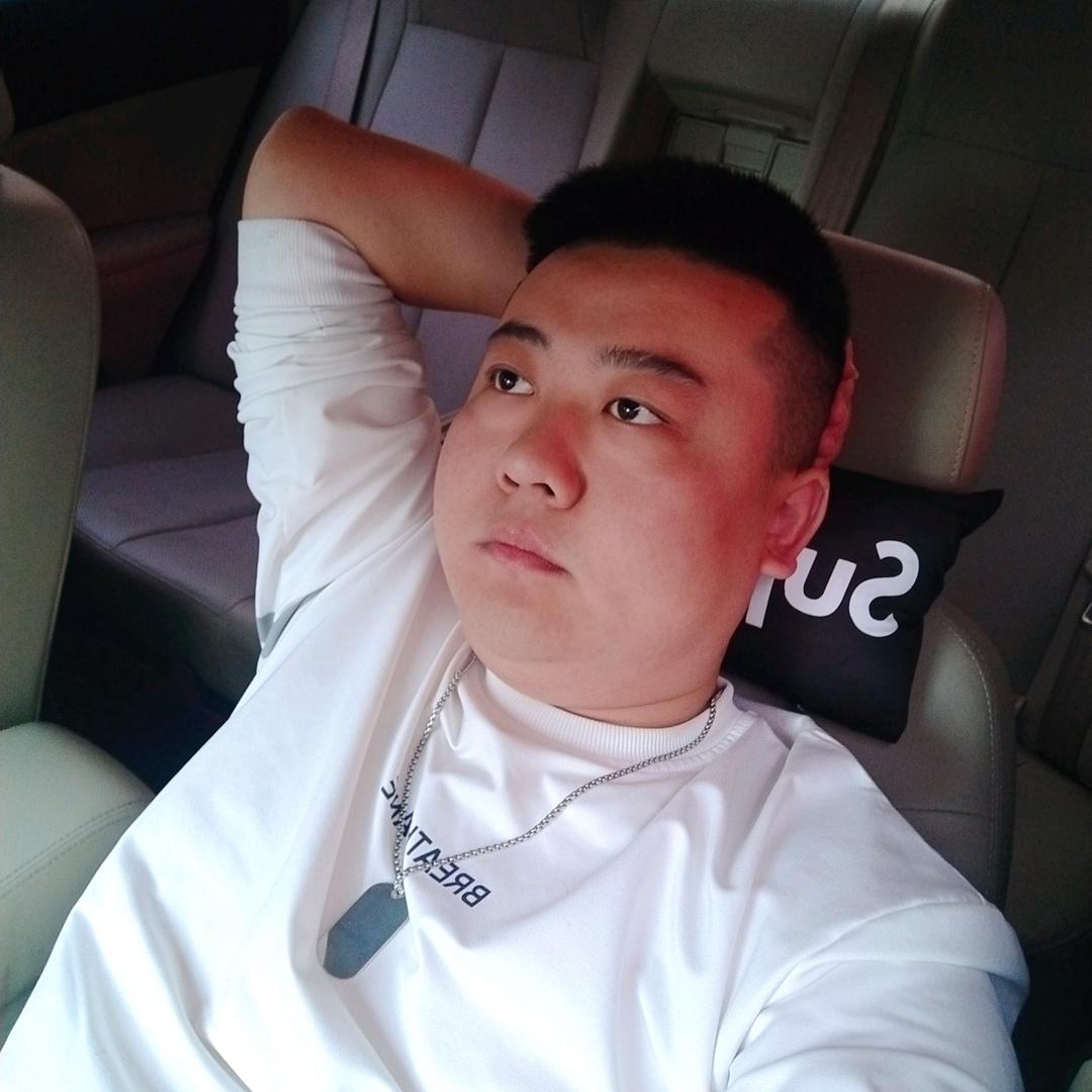 梵古造型店长@赵岩（收长发）