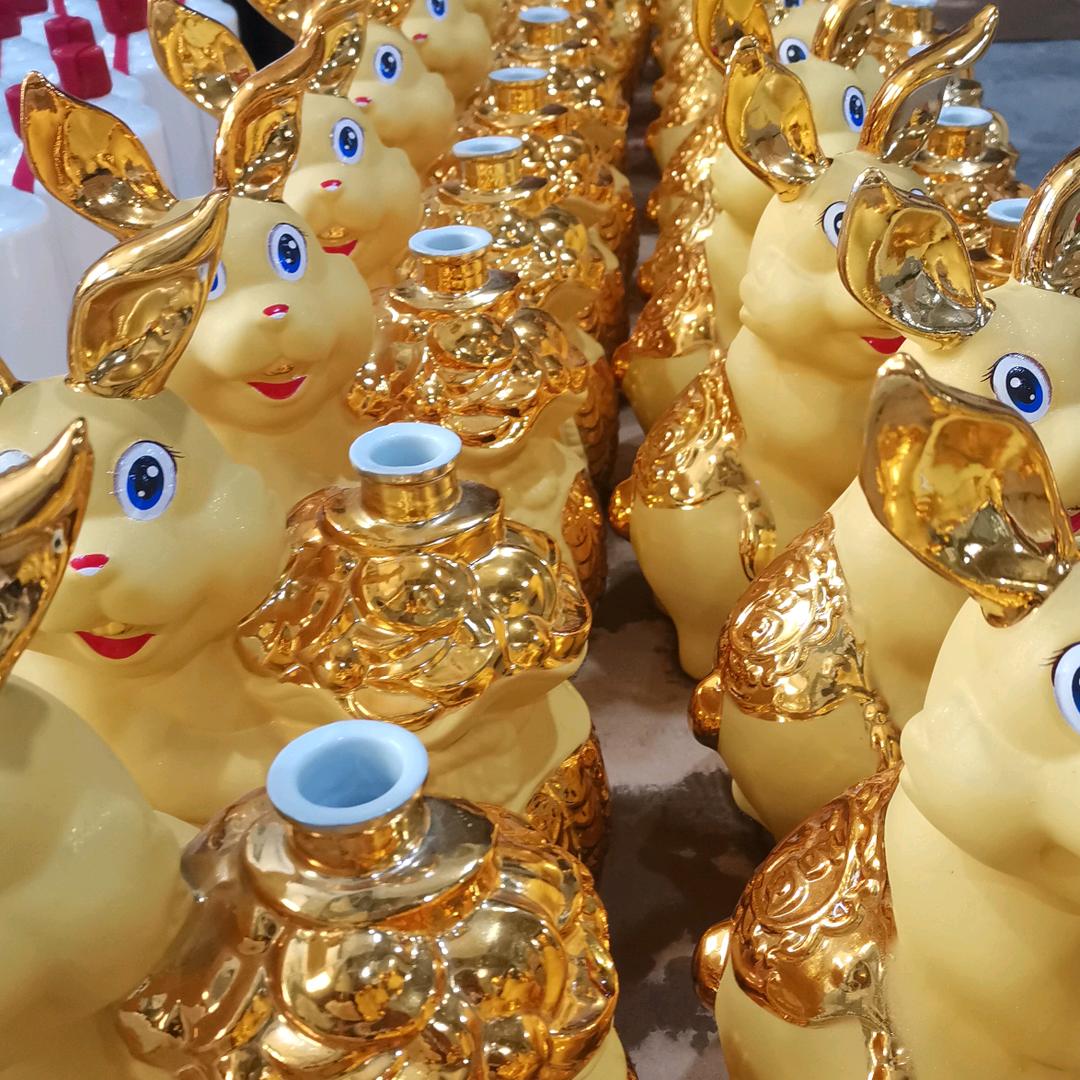 微笑背后的眼泪（拒绝私聊）