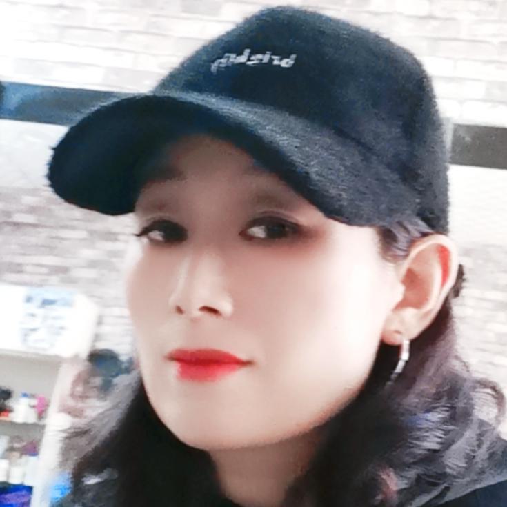 唐河县杰出理发店